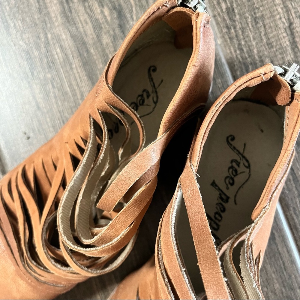 Free People / Lost Valley Sliced Leather Booties size 40 - Picture 7 of 9